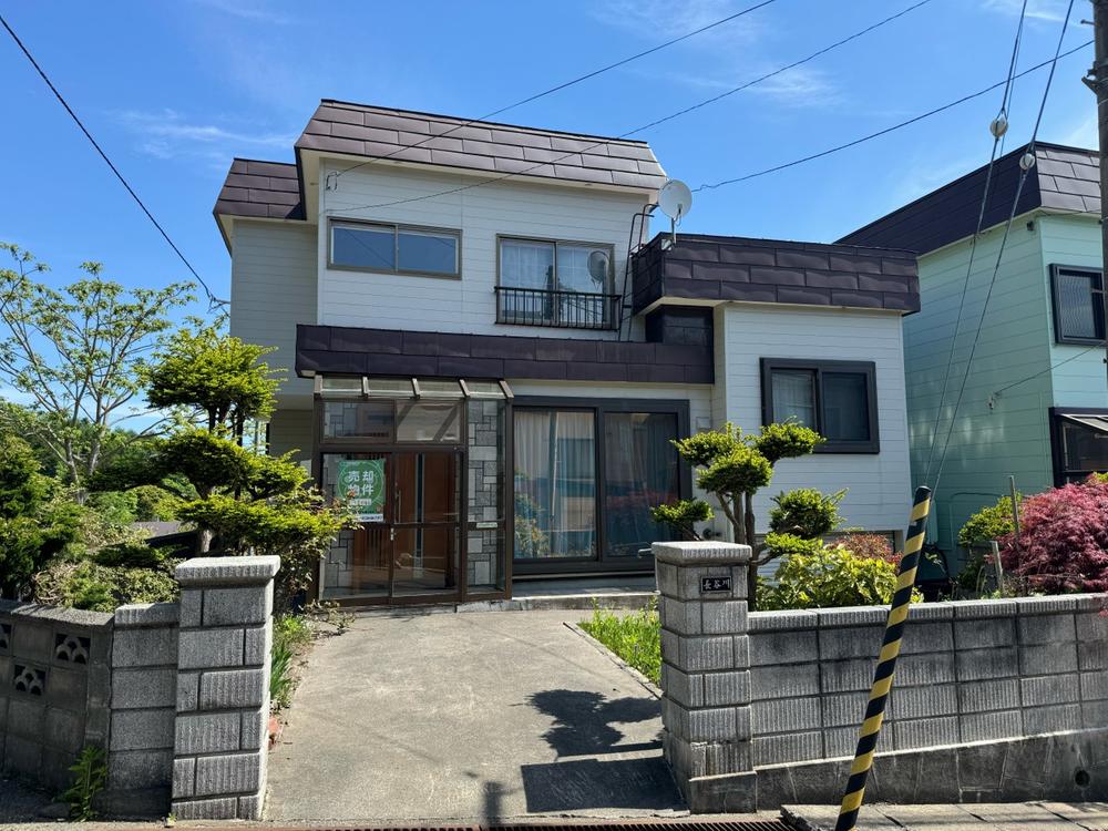Hokkaido – Retro Chalet Near Otaru Station